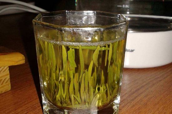 冷泡茶用什么茶葉最好，什么樣的茶適合冷泡？