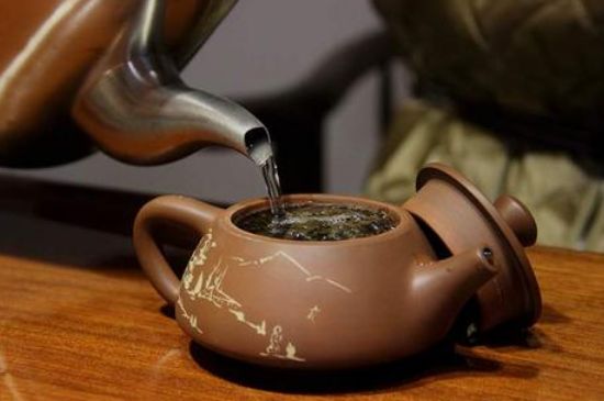 各類(lèi)茶的注水方式，不同的茶泡茶時(shí)怎么注水