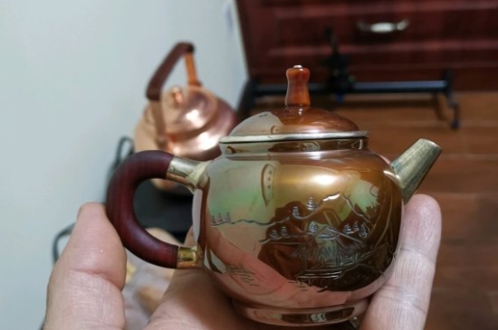 常見的七大材質(zhì)的茶具優(yōu)缺點，用什么材質(zhì)的茶具泡茶最好？