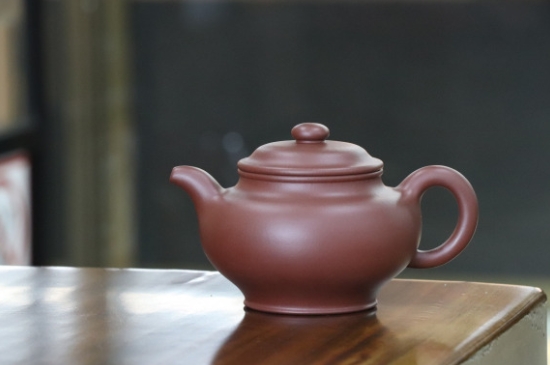 剛買的紫砂壺要怎么開壺養(yǎng)壺，<a href=http://m.car-candy.com/chaju/zisha/ target=_blank class=infotextkey>紫砂壺開壺</a>與養(yǎng)壺的方式方法