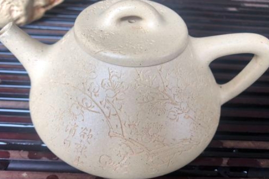 新買的紫砂壺為什么會裂，真的紫砂壺是不是很容易開裂？