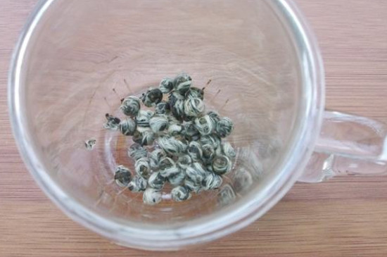 茉莉龍珠茶男人能喝嗎，男性夏季可以喝龍珠茶嗎