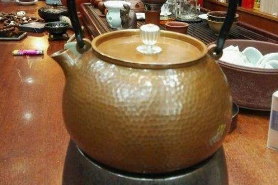 用銅壺燒水有什么禁忌，銅壺煮水的兩大忌諱和好處