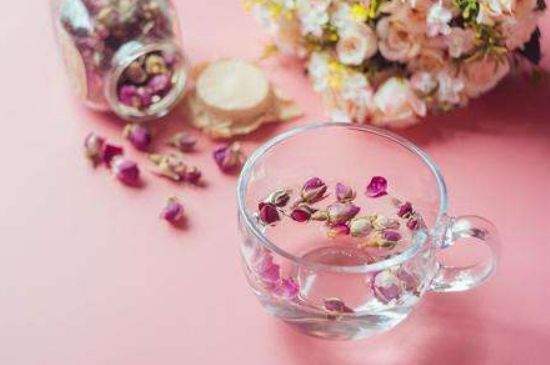 玫瑰花茶是應(yīng)該煮還是蒸，玫瑰花茶是不是煮一下效果更好？
