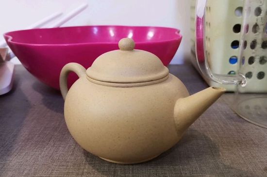 手工紫砂壺和模具壺有什么區(qū)別，快速鑒別手工壺模具壺