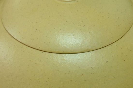 本山綠泥紫砂壺小黑點(diǎn)多嗎，真正本山綠泥會(huì)吐黑嗎？