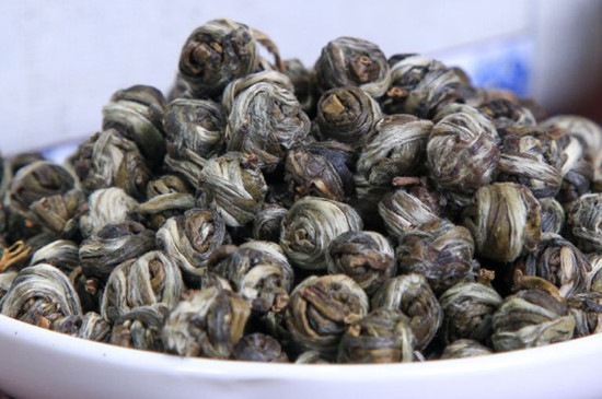 茉莉龍珠一次泡幾顆，茉莉龍珠一一杯放幾顆