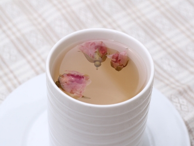 干玫瑰花泡前需要洗嗎，泡玫瑰花需要洗一下嗎？