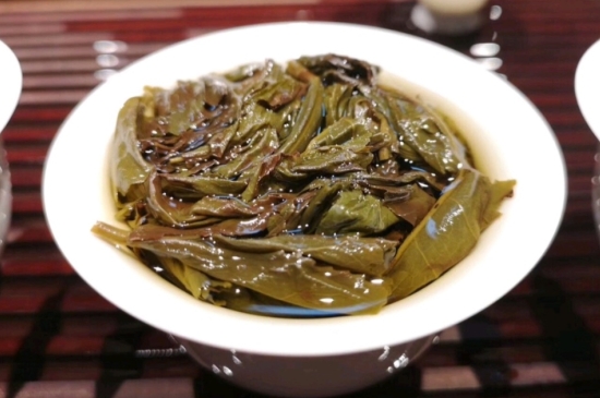 長期喝巖茶會(huì)上火嗎？巖茶這樣喝了容易上火！