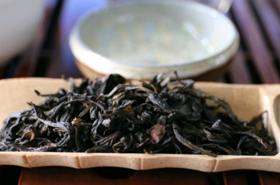 長期喝巖茶會(huì)上火嗎？巖茶這樣喝了容易上火！