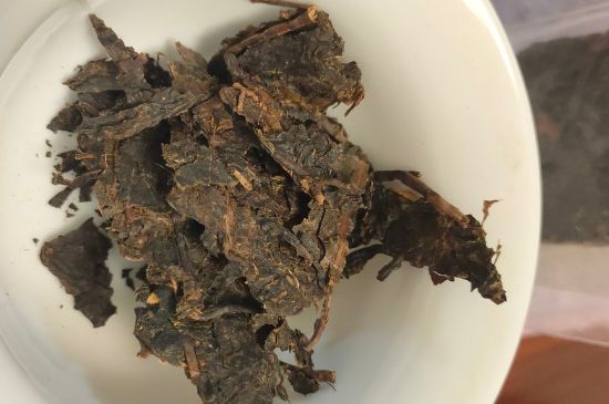 一天什么時候喝黑茶最好，喝黑茶一天最佳時間和季節(jié)