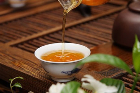 什么茶葉喝起來超級香，什么茶泡出來滿屋濃香?