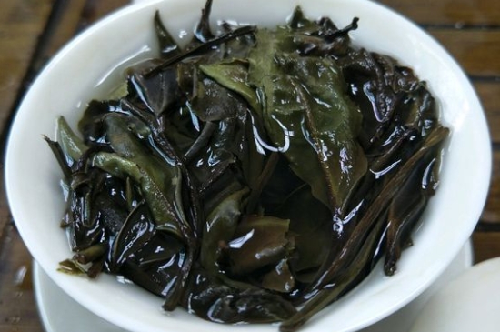 福鼎白茶貢眉和壽眉的區(qū)別，壽眉與貢眉有什么區(qū)別