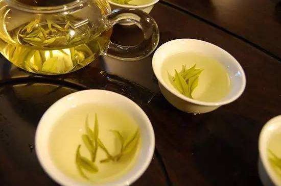 黃茶不適合哪些人喝，黃茶的功效與作用禁忌