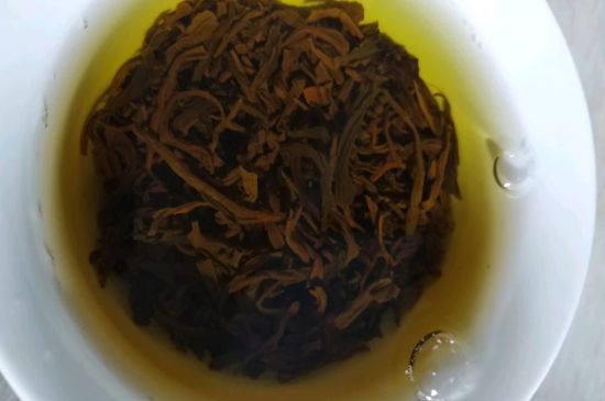 正山小種很細(xì)還很黑亮，正山小種越細(xì)越好嗎