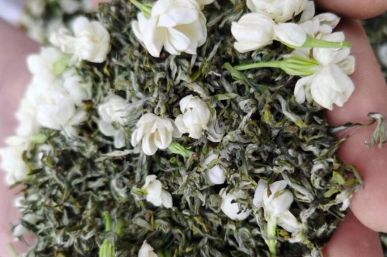 什么茶葉喝起來超級香，什么茶泡出來滿屋濃香?