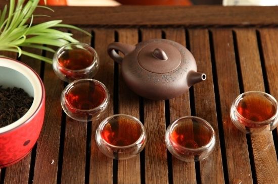 飯后多長(zhǎng)時(shí)間喝六堡茶最好，六堡茶一天喝多少