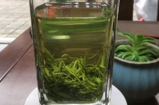 綠茶放了三年還能喝嗎，綠茶放久了喝了會怎樣